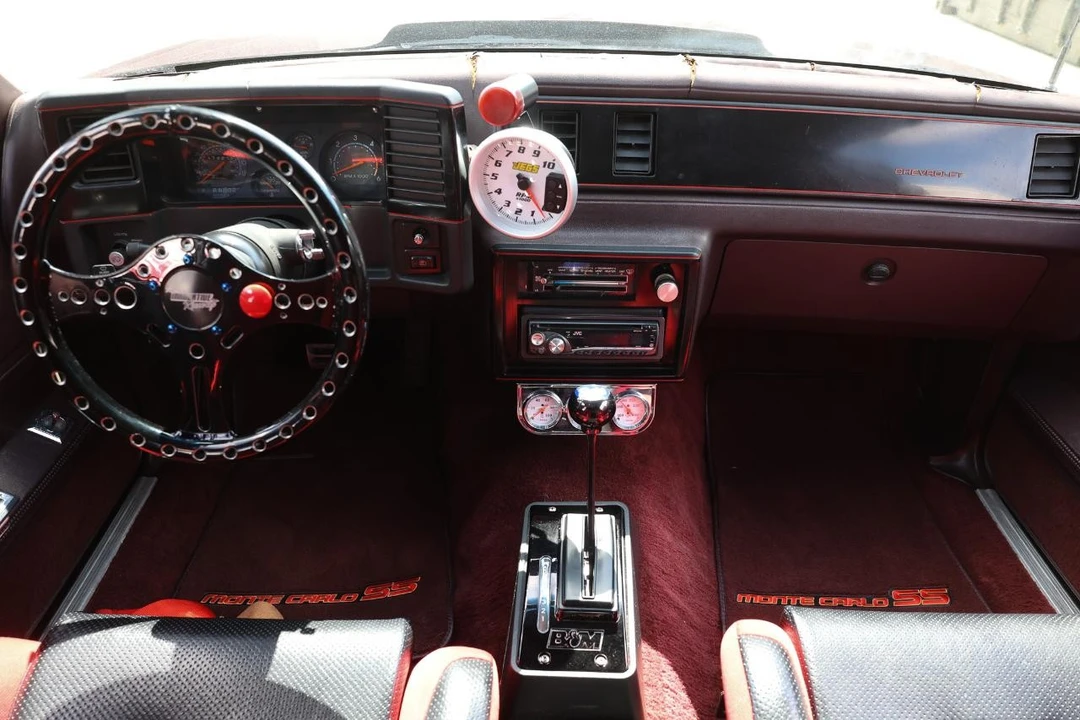 1987 Chevrolet Monte Carlo 4th Gen - Image 2 of 31