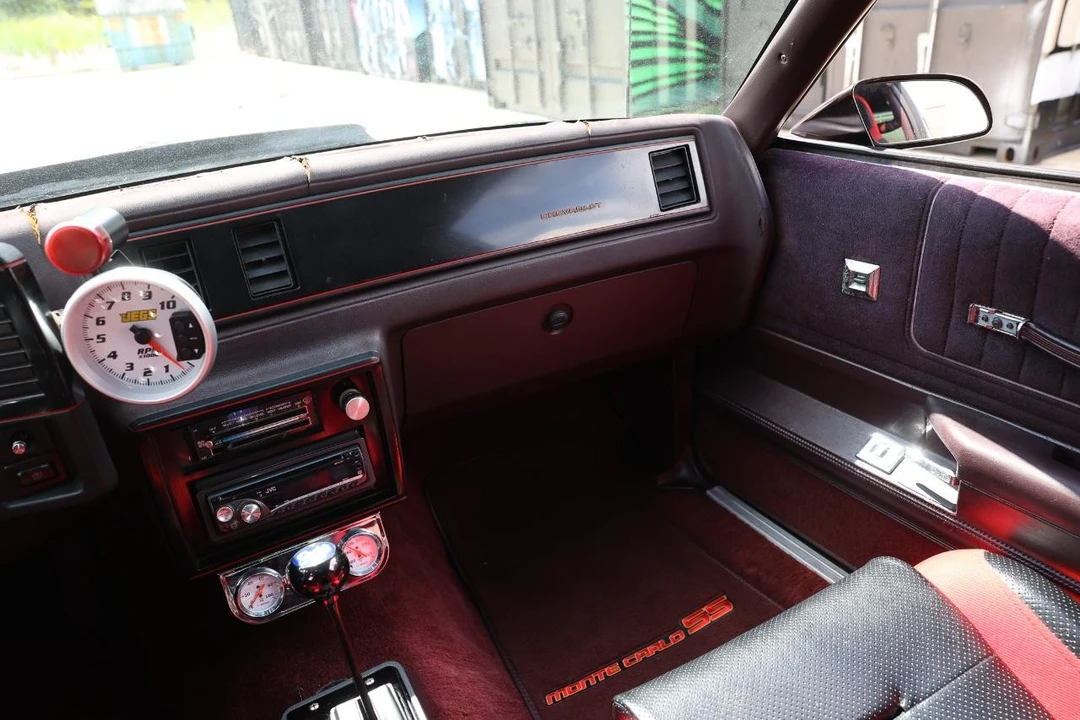 1987 Chevrolet Monte Carlo 4th Gen - Image 21 of 31