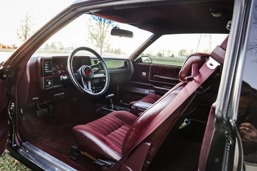 1987 Chevrolet Monte Carlo 4th Gen - Image 23 of 31