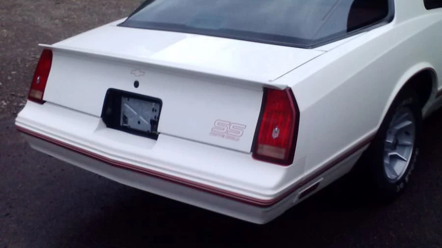 1987 Chevrolet Monte Carlo 4th Gen - Image 4 of 4