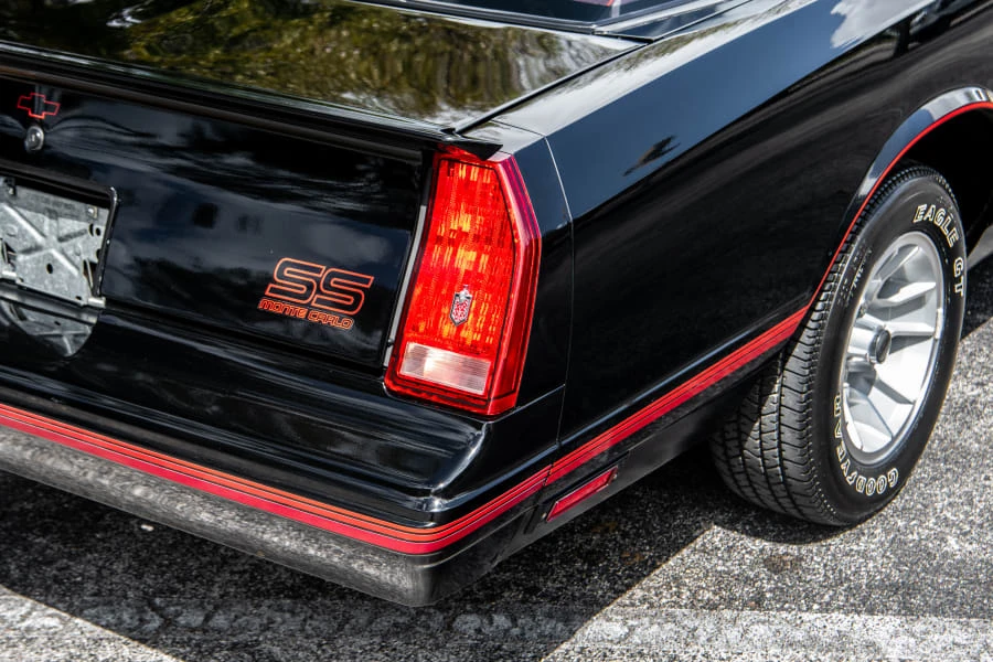 1987 Chevrolet Monte Carlo 4th Gen - Image 9 of 31