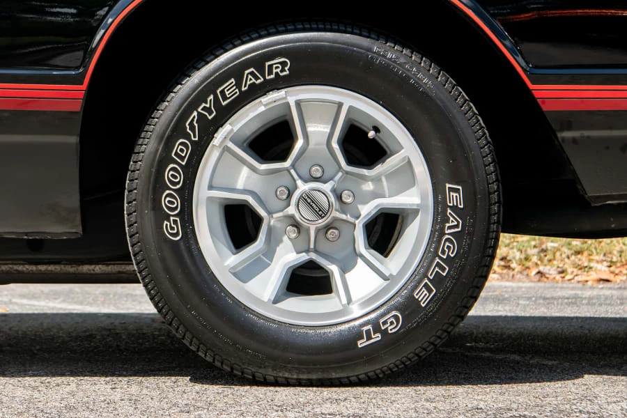 1987 Chevrolet Monte Carlo 4th Gen - Image 21 of 31