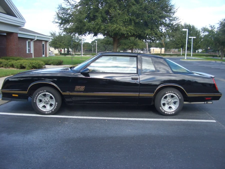 1987 Chevrolet Monte Carlo 4th Gen - Image 2 of 8