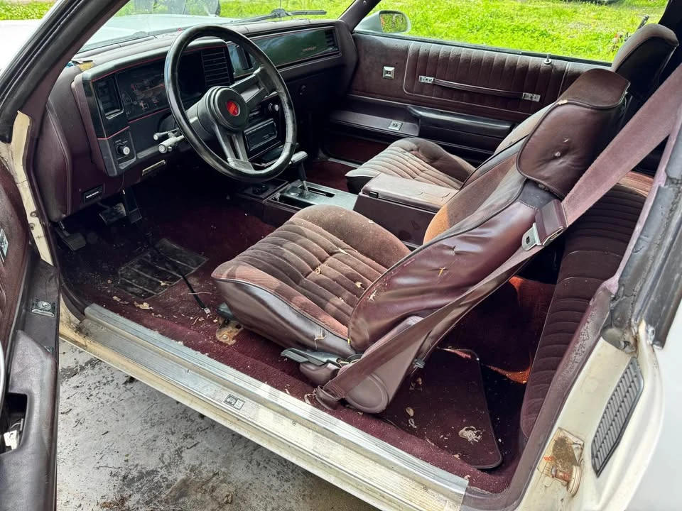 1987 Chevrolet Monte Carlo 4th Gen - Image 7 of 10