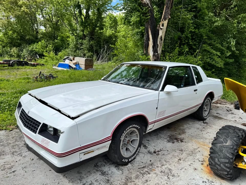 1987 Chevrolet Monte Carlo 4th Gen - Image 2 of 10