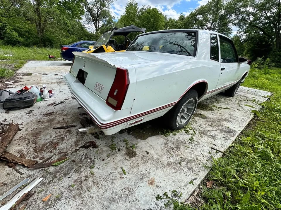 1987 Chevrolet Monte Carlo 4th Gen - Image 5 of 10