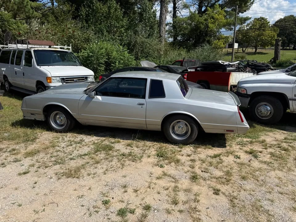 1987 Chevrolet Monte Carlo 4th Gen - Image 2 of 3