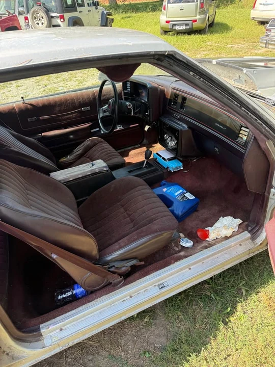 1987 Chevrolet Monte Carlo 4th Gen - Image 3 of 3