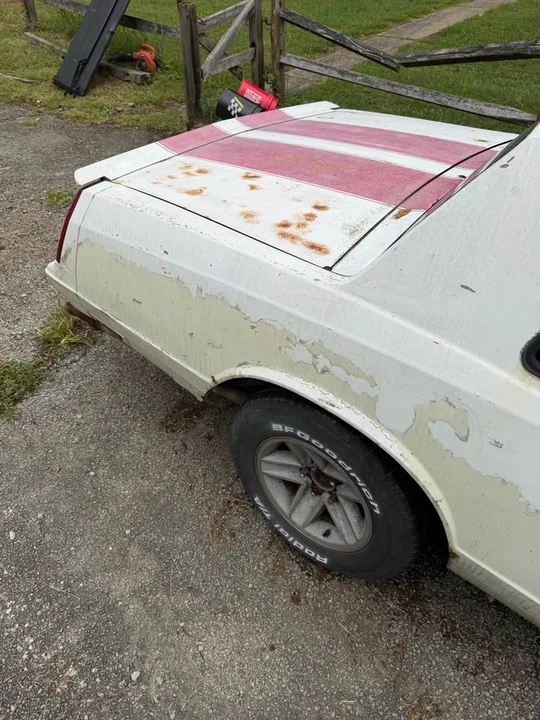 1987 Chevrolet Monte Carlo 4th Gen - Image 10 of 12