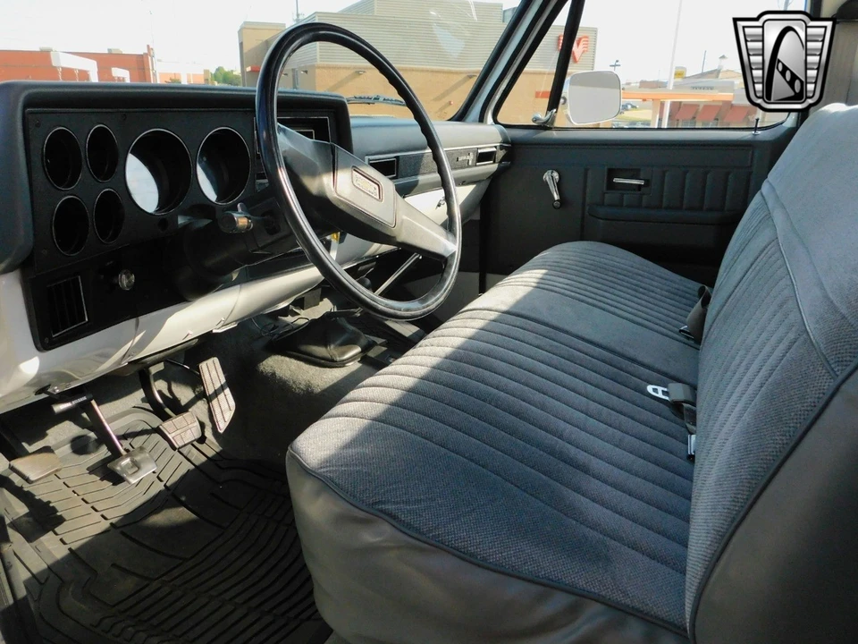 1987 Chevrolet C/K 3rd Gen - Image 18 of 21