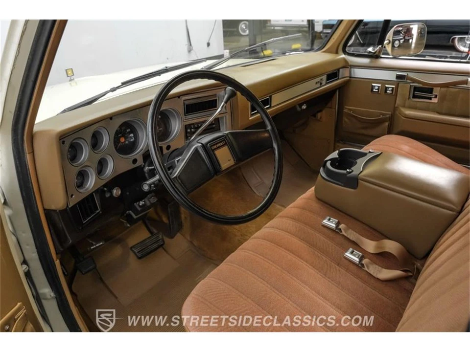 1987 Chevrolet C/K 3rd Gen - Image 4 of 31