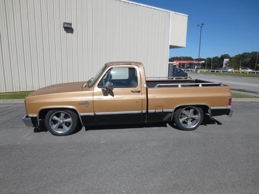 1987 Chevrolet C/K 3rd Gen - Image 2 of 11