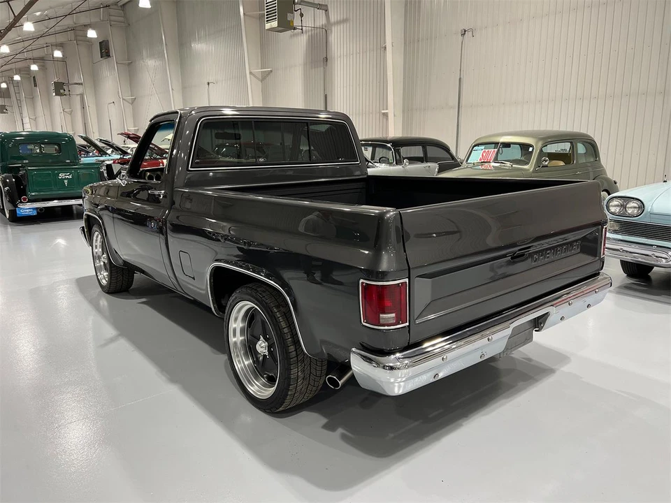 1987 Chevrolet C/K 3rd Gen - Image 3 of 31