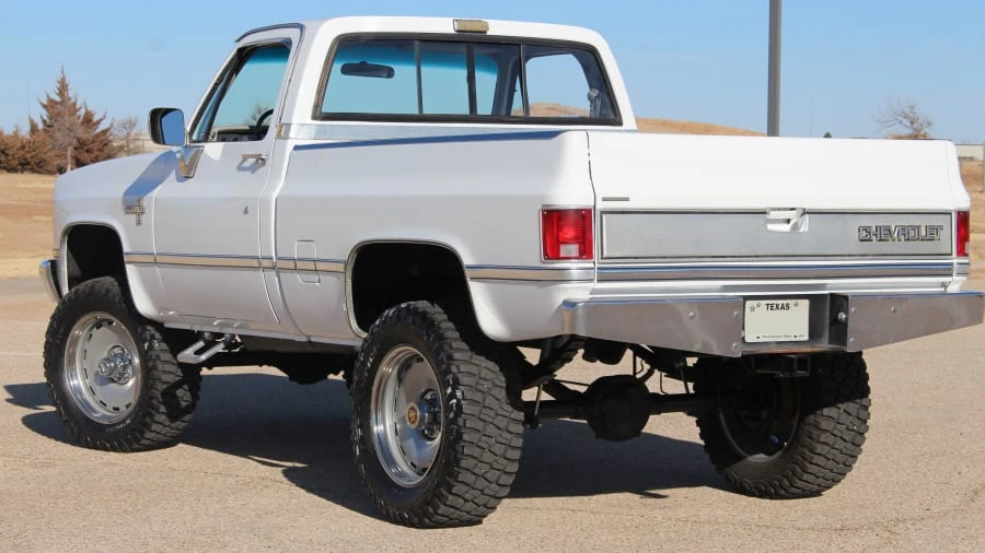 1987 Chevrolet C/K 3rd Gen - Image 2 of 28
