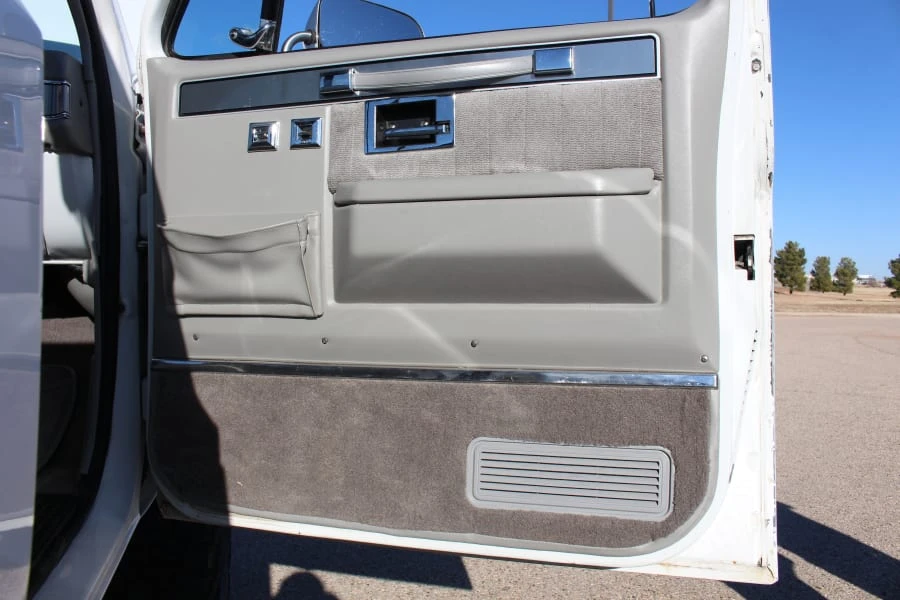 1987 Chevrolet C/K 3rd Gen - Image 20 of 28