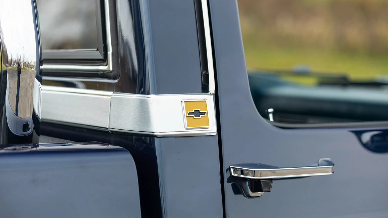 1987 Chevrolet C/K 3rd Gen - Image 17 of 27