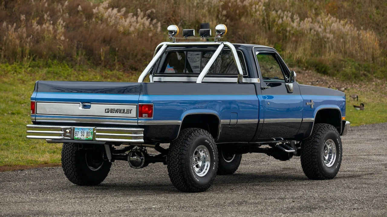 1987 Chevrolet C/K 3rd Gen - Image 3 of 27