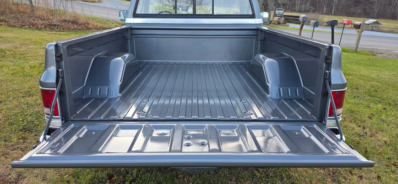 1987 Chevrolet C/K 3rd Gen - Image 5 of 31