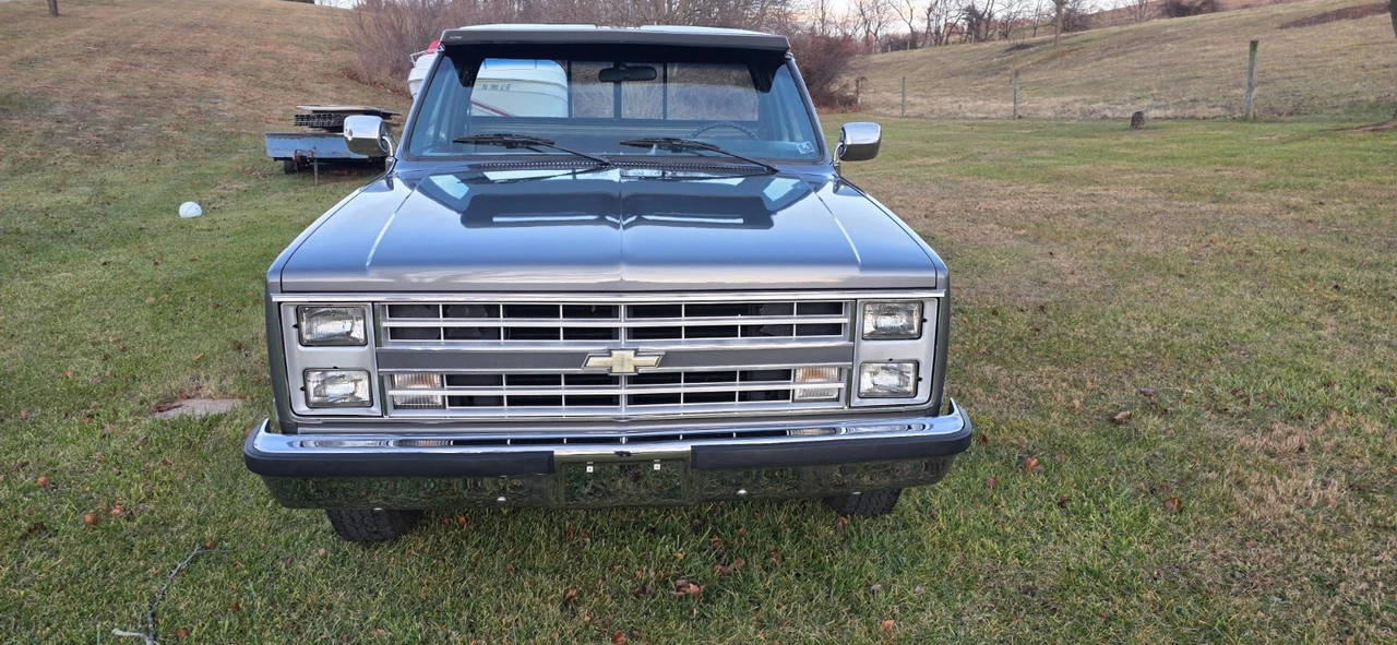1987 Chevrolet C/K 3rd Gen - Image 2 of 31