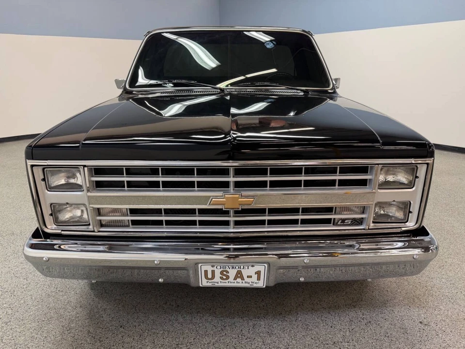 1987 Chevrolet C/K 3rd Gen - Image 2 of 31