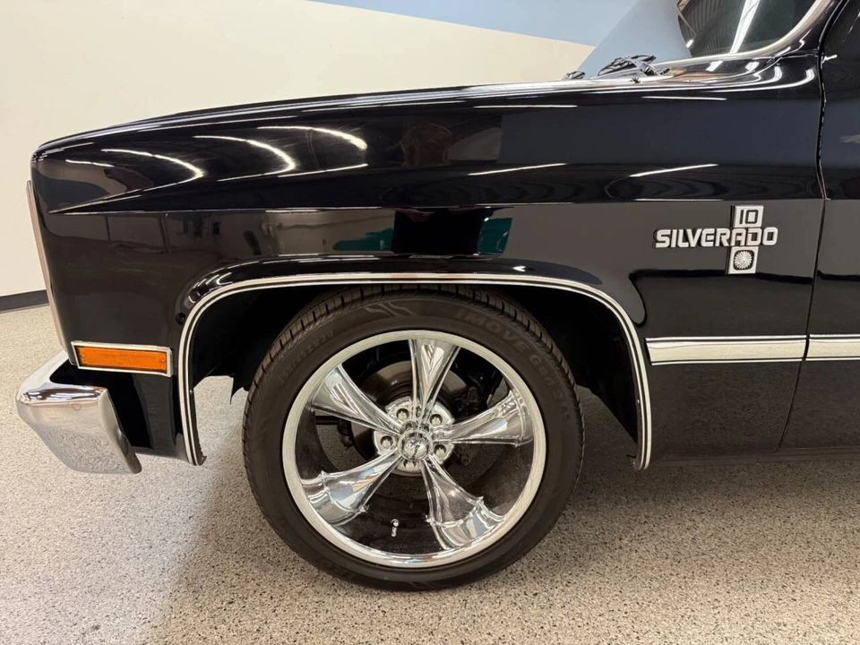1987 Chevrolet C/K 3rd Gen - Image 13 of 31