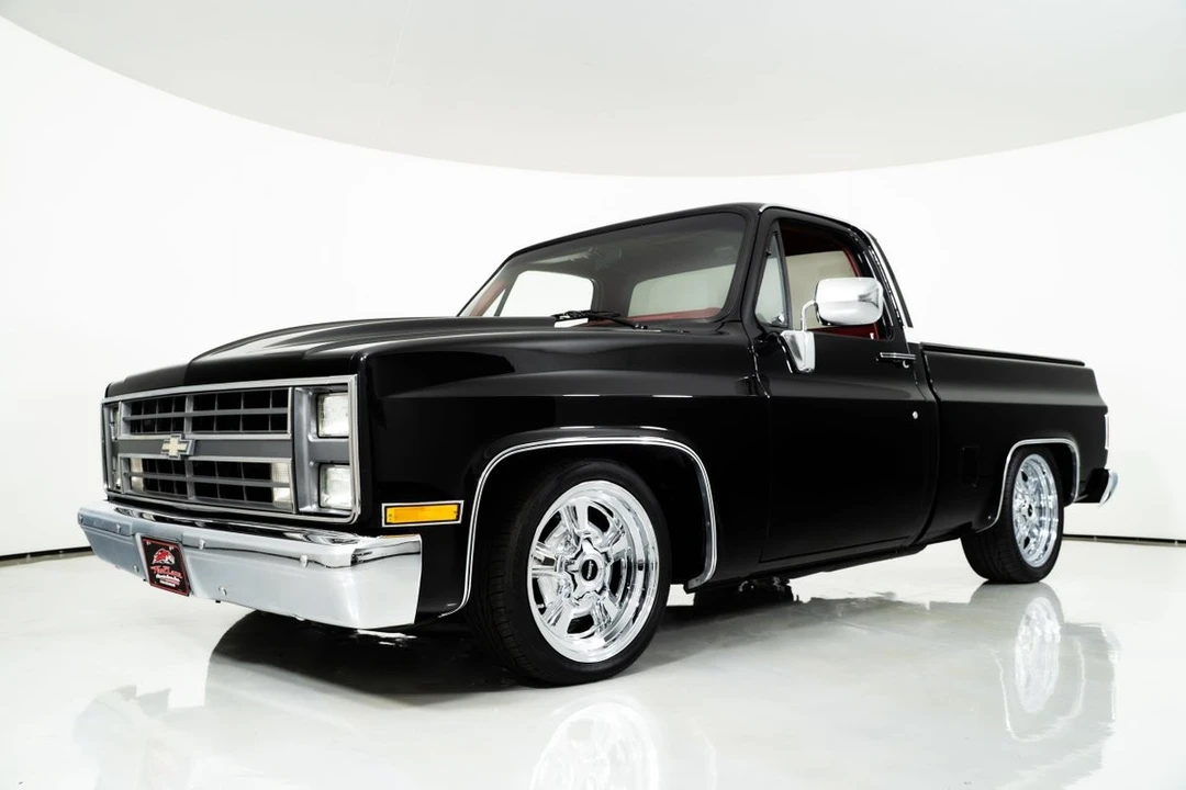 1987 Chevrolet C/K 3rd Gen - Image 5 of 12