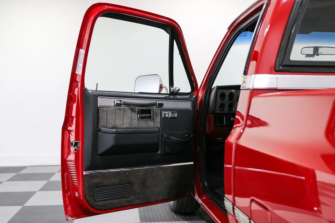 1987 Chevrolet C/K 3rd Gen - Image 9 of 27