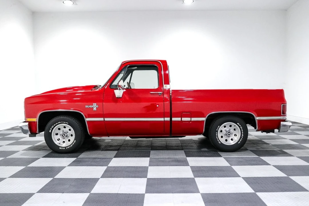 1987 Chevrolet C/K 3rd Gen - Image 4 of 27