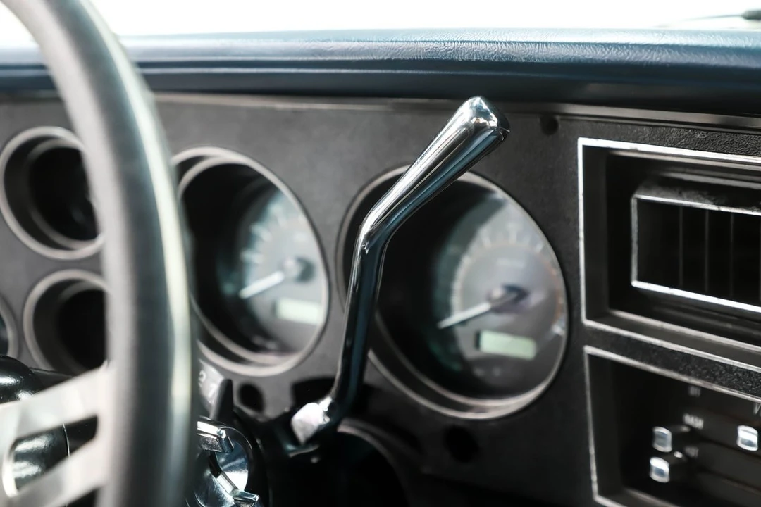 1987 Chevrolet C/K 3rd Gen - Image 4 of 31