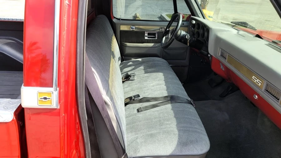 1987 Chevrolet C/K 3rd Gen - Image 20 of 29