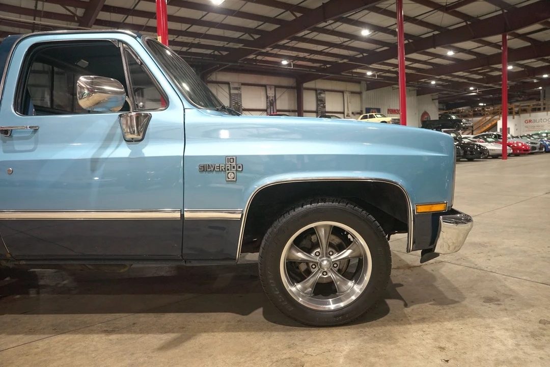 1987 Chevrolet C/K 3rd Gen - Image 11 of 31