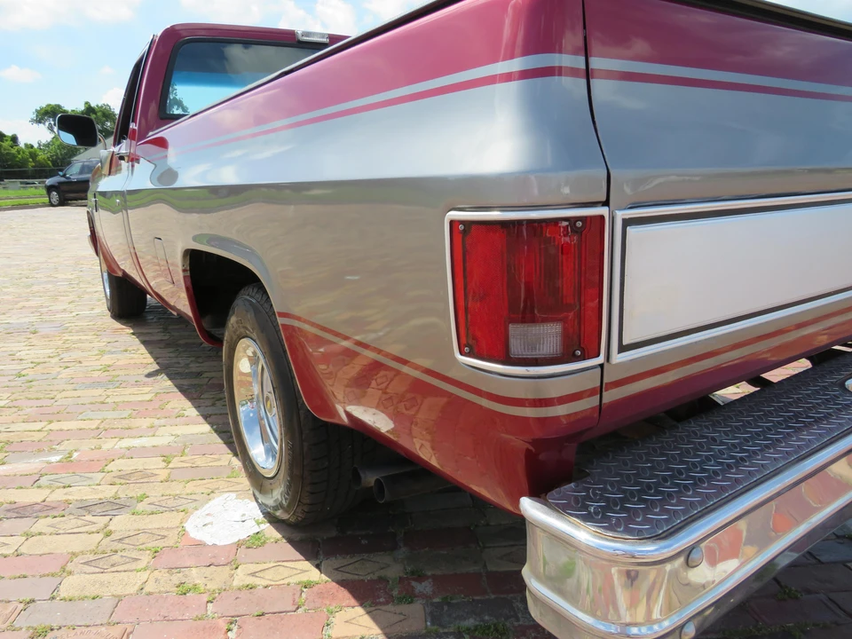 1987 Chevrolet C/K 3rd Gen - Image 16 of 31
