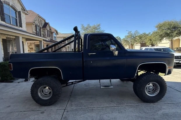 1987 Chevrolet C/K 3rd Gen - Image 3 of 8
