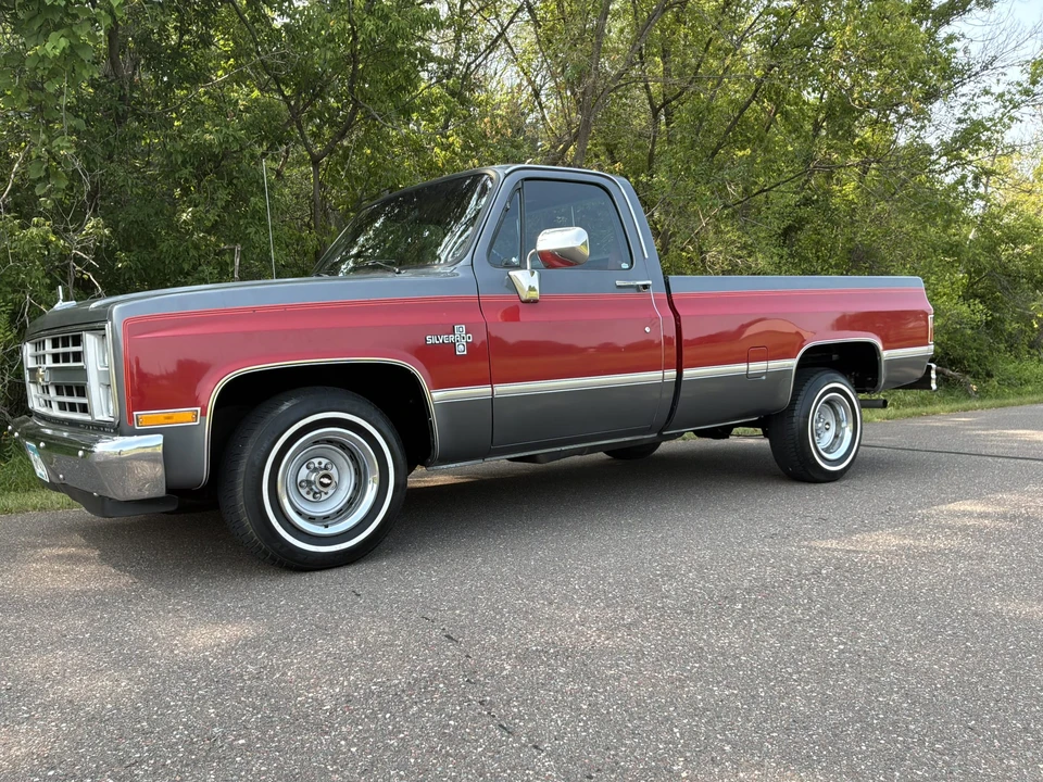 1987 Chevrolet C/K 3rd Gen - Image 2 of 31