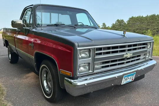 1987 Chevrolet R10 Silverado Fleetside Pickup