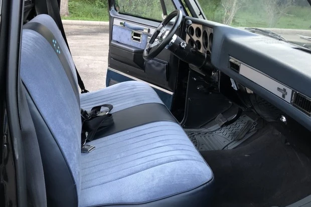 1987 Chevrolet C/K 3rd Gen - Image 4 of 7