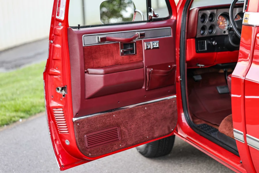 1987 Chevrolet C/K 3rd Gen - Image 24 of 31