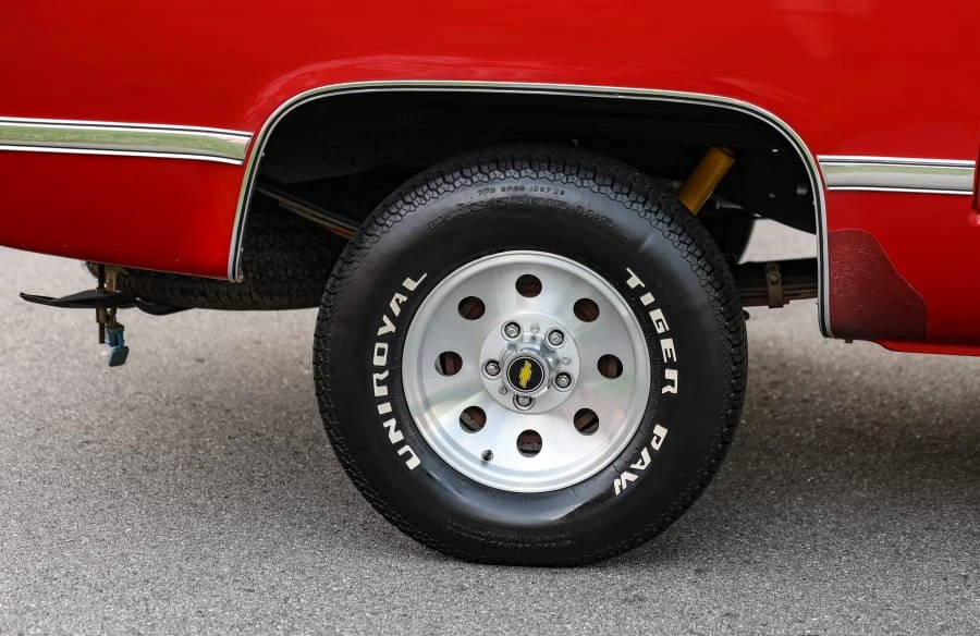 1987 Chevrolet C/K 3rd Gen - Image 10 of 31