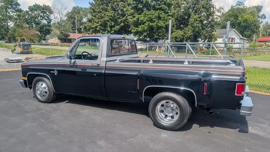 1987 Chevrolet C/K 3rd Gen - Image 7 of 16