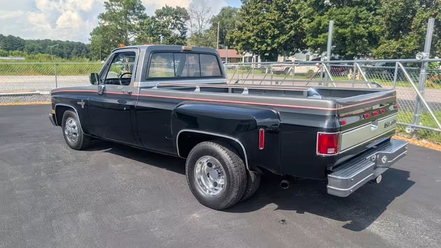 1987 Chevrolet C/K 3rd Gen - Image 3 of 16