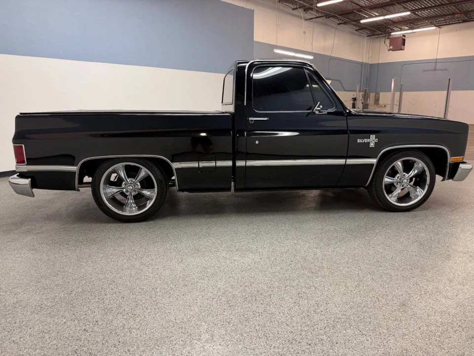 1987 Chevrolet C/K 3rd Gen - Image 11 of 12