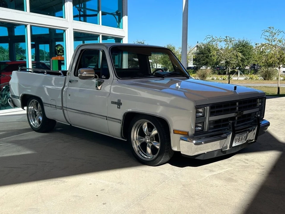 1987 Chevrolet C/K 3rd Gen - Image 3 of 21