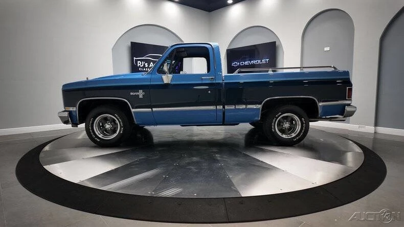 1987 Chevrolet C/K 3rd Gen - Image 2 of 24