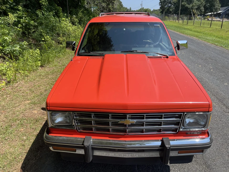 1987 Chevrolet S-10 Blazer 1st Gen - Image 2 of 31