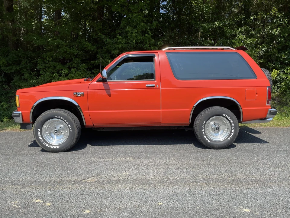 1987 Chevrolet S-10 Blazer 1st Gen - Image 4 of 31