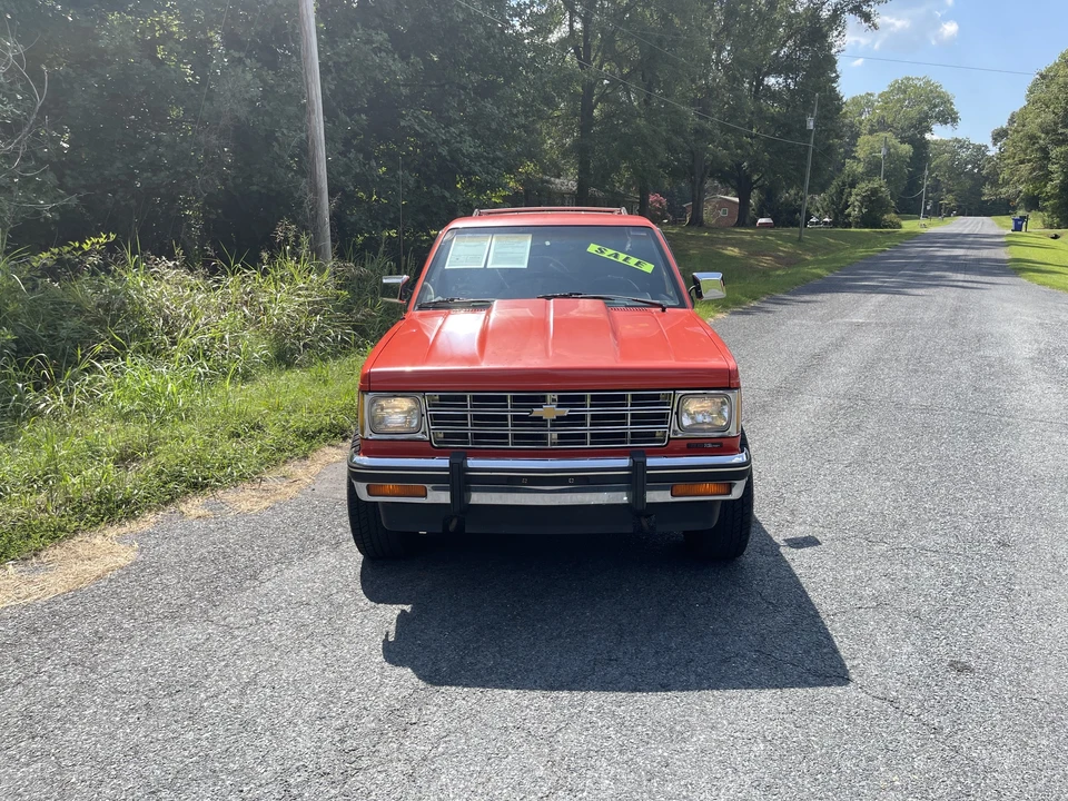 1987 Chevrolet S-10 Blazer 1st Gen - Image 10 of 31