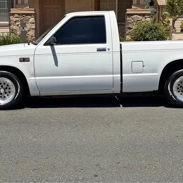 1987 Chevrolet S-10 EL Short Bed