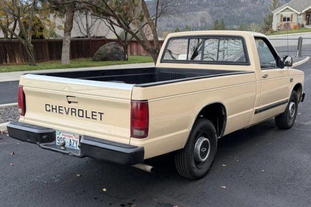 1987 Chevrolet S-10 - Image 2 of 7