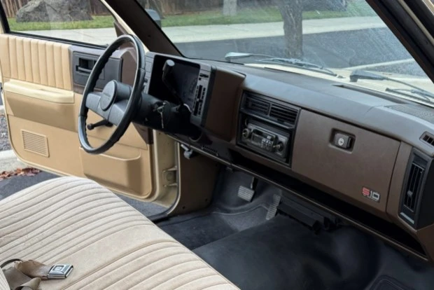1987 Chevrolet S-10 - Image 5 of 7