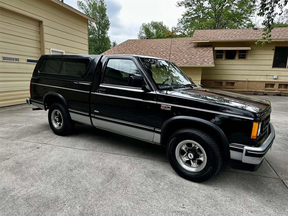 1987 Chevrolet S-10 - Image 4 of 23